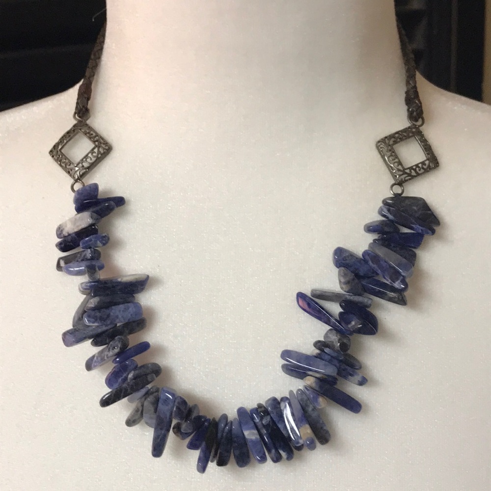 Blue lapis‎ necklace